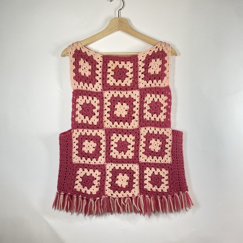 Handmade Womens Granny Square Crochet Fringe Knit Vest Pink Size S/M Cottagecore